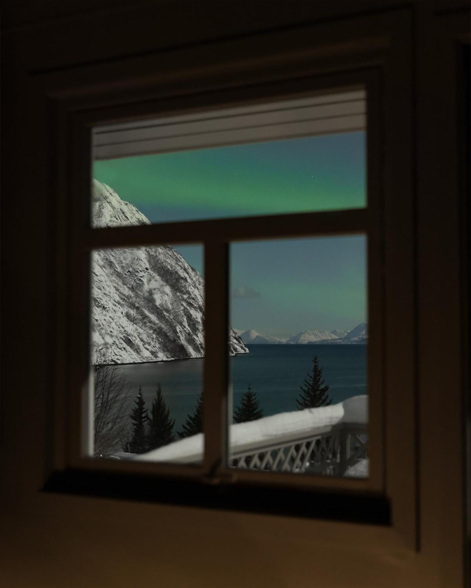 Lyngen Aurora House Villa Koppangen ภายนอก รูปภาพ